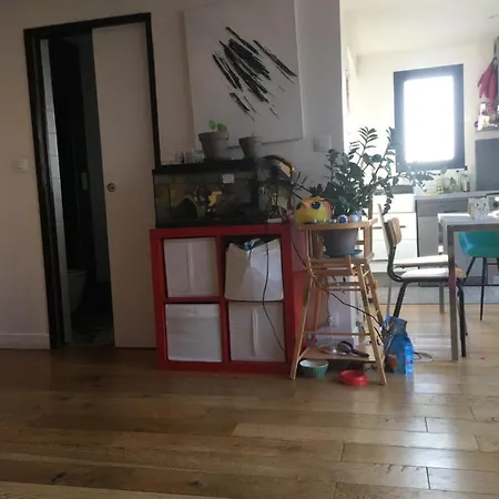 La Maison Sur La Falaise