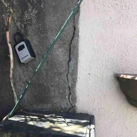 La Maison Sur La Falaise منزل للإقامة